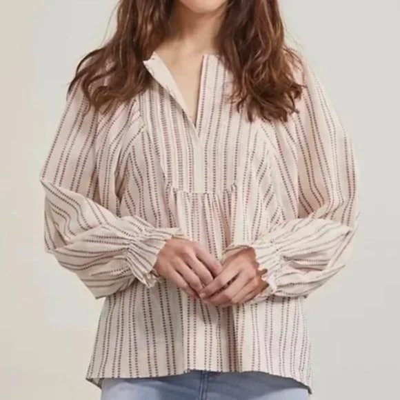 Elizabeth and James Tops - FINAL SALE Elizabeth & James Pintuck Embroidered Peasant Blouse | Size Medium